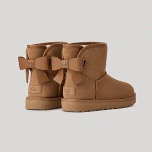 NIB UGGS AUSTRALIA UGG ULTRA MINI BAILEY LEATHER BOOTS SIZE 9 CHESTNUT